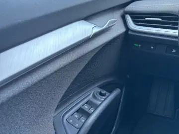 SKODA Enyaq 85 LOFT WÄRMEPUMPE AHK CAM ACC LM20 NAVI