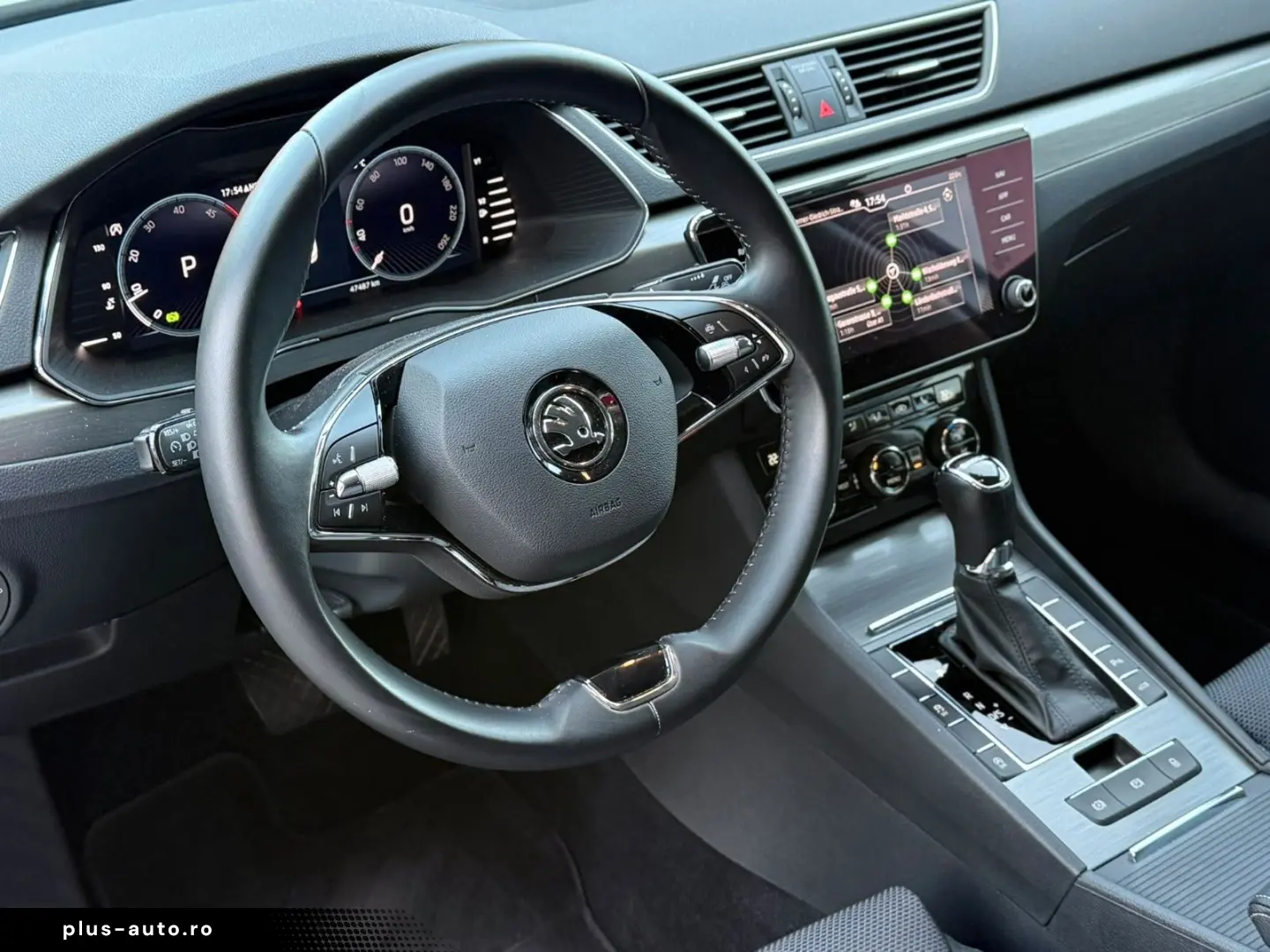 SKODA Superb 2.0 TDi Lim. DSG