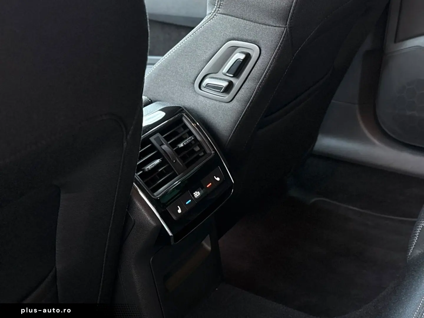 SKODA Superb 2.0 TDi Lim. DSG