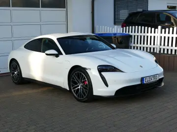 PORSCHE Taycan 4S Performance Plus   ACC Wärmepumpe 20