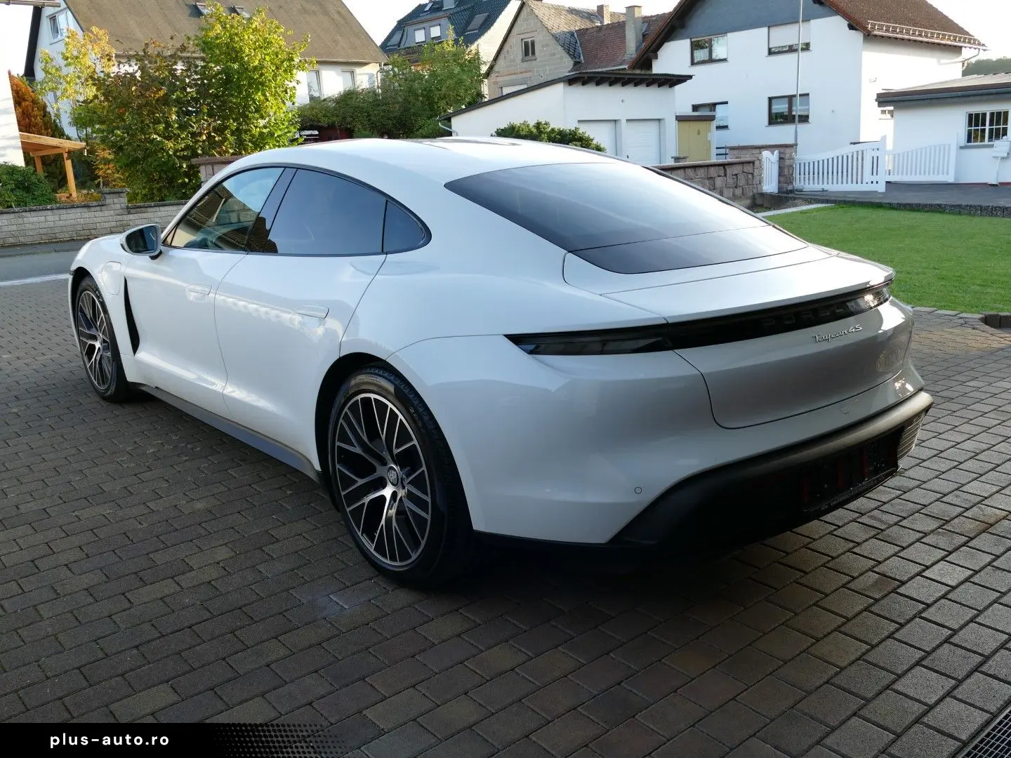 PORSCHE Taycan 4S Performance Plus   ACC Wärmepumpe 20