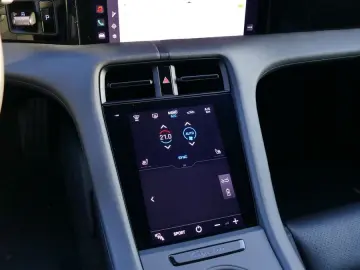 PORSCHE Taycan 4S Performance Plus   ACC Wärmepumpe 20