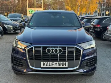AUDI Q7 55 TFSI quattro 7-Sitzer