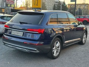 AUDI Q7 55 TFSI quattro 7-Sitzer