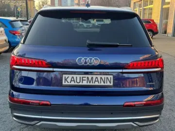 AUDI Q7 55 TFSI quattro 7-Sitzer