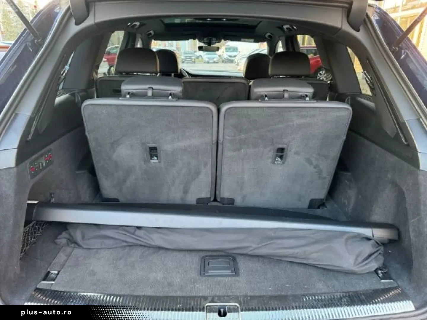 AUDI Q7 55 TFSI quattro 7-Sitzer