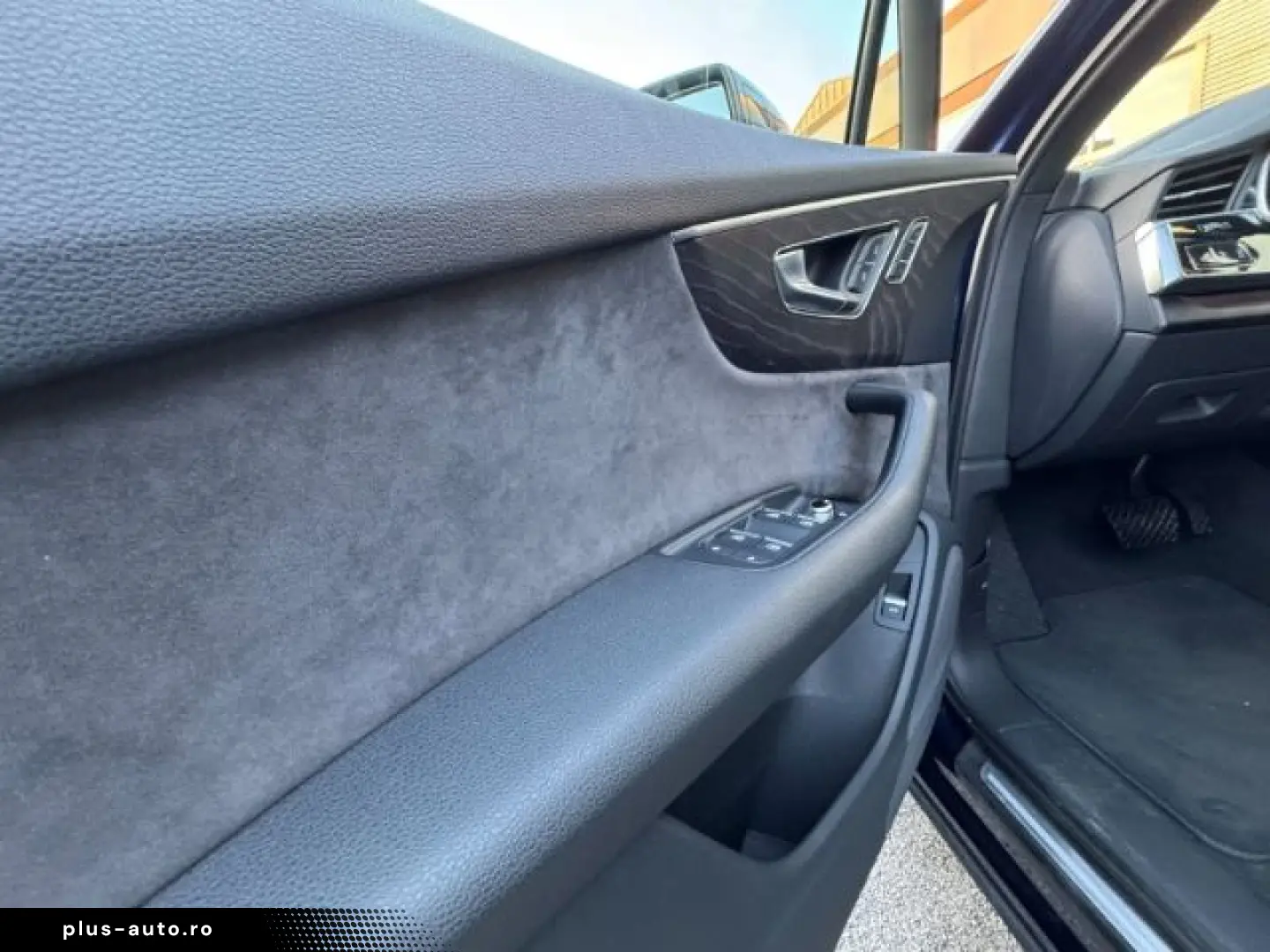 AUDI Q7 55 TFSI quattro 7-Sitzer