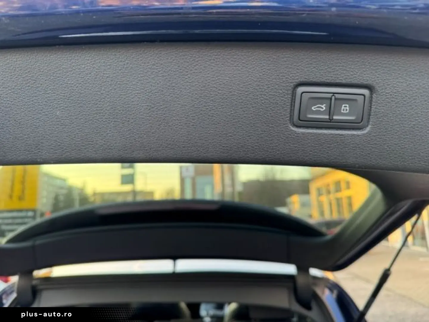 AUDI Q7 55 TFSI quattro 7-Sitzer