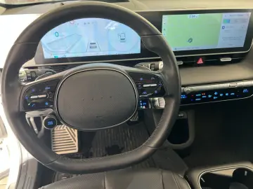 HYUNDAI Ioniq 5 77 Uniq 360 HUD BOSE SITZKLIMA LED ACC D