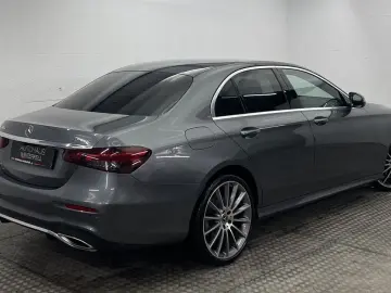 MERCEDES-BENZ E 400 d 4M AMG SPORT 20Z STANDHEIZUNG KAMERA
