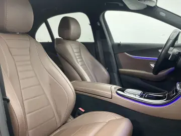MERCEDES-BENZ E 400 d 4M AMG SPORT 20Z STANDHEIZUNG KAMERA