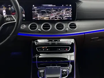 MERCEDES-BENZ E 400 d 4M AMG SPORT 20Z STANDHEIZUNG KAMERA