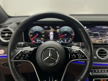 MERCEDES-BENZ E 400 d 4M AMG SPORT 20Z STANDHEIZUNG KAMERA