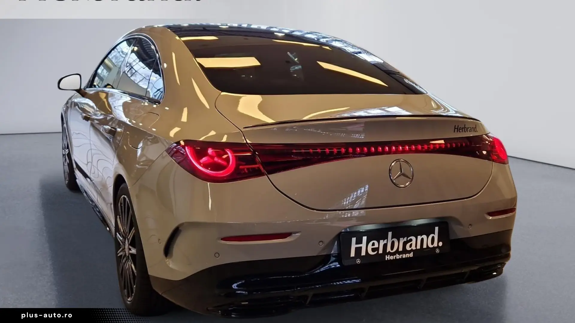 Mercedes-Benz CLA 200 4M AMG BURMESTER HUD PANO