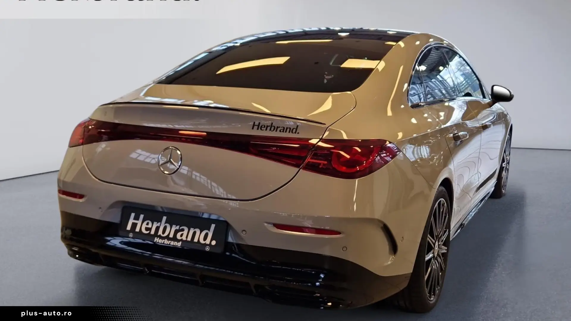 Mercedes-Benz CLA 200 4M AMG BURMESTER HUD PANO