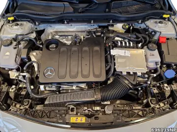 Mercedes-Benz CLA 200 4M AMG BURMESTER HUD PANO