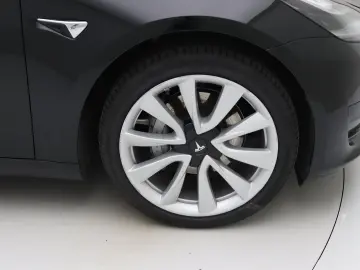 TESLA Model 3 Standard RWD Plus 85.3%