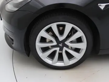 TESLA Model 3 Standard RWD Plus 85.3%