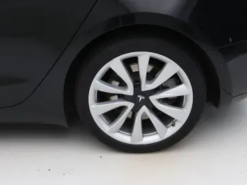 TESLA Model 3 Standard RWD Plus 85.3%