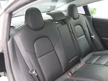TESLA Model 3 Standard RWD Plus 85.3%