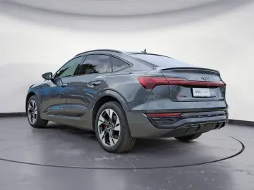 AUDI Q8 Sportback S line 50 e-tron