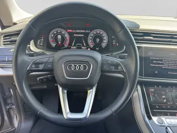 AUDI Q8 55 TFSI