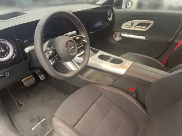 Mercedes-Benz CLA 220 4M AMG NIGHT SUPERSCREEN BURM MEMORY