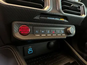 FORD Mustang Fastback 5.0 V8 GT Automatik Kamera B&O