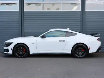 FORD Mustang 2.3 DARK HORSE SHZ KAMERA TOTW SPUR R20