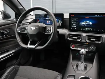 FORD Mustang 2.3 DARK HORSE SHZ KAMERA TOTW SPUR R20