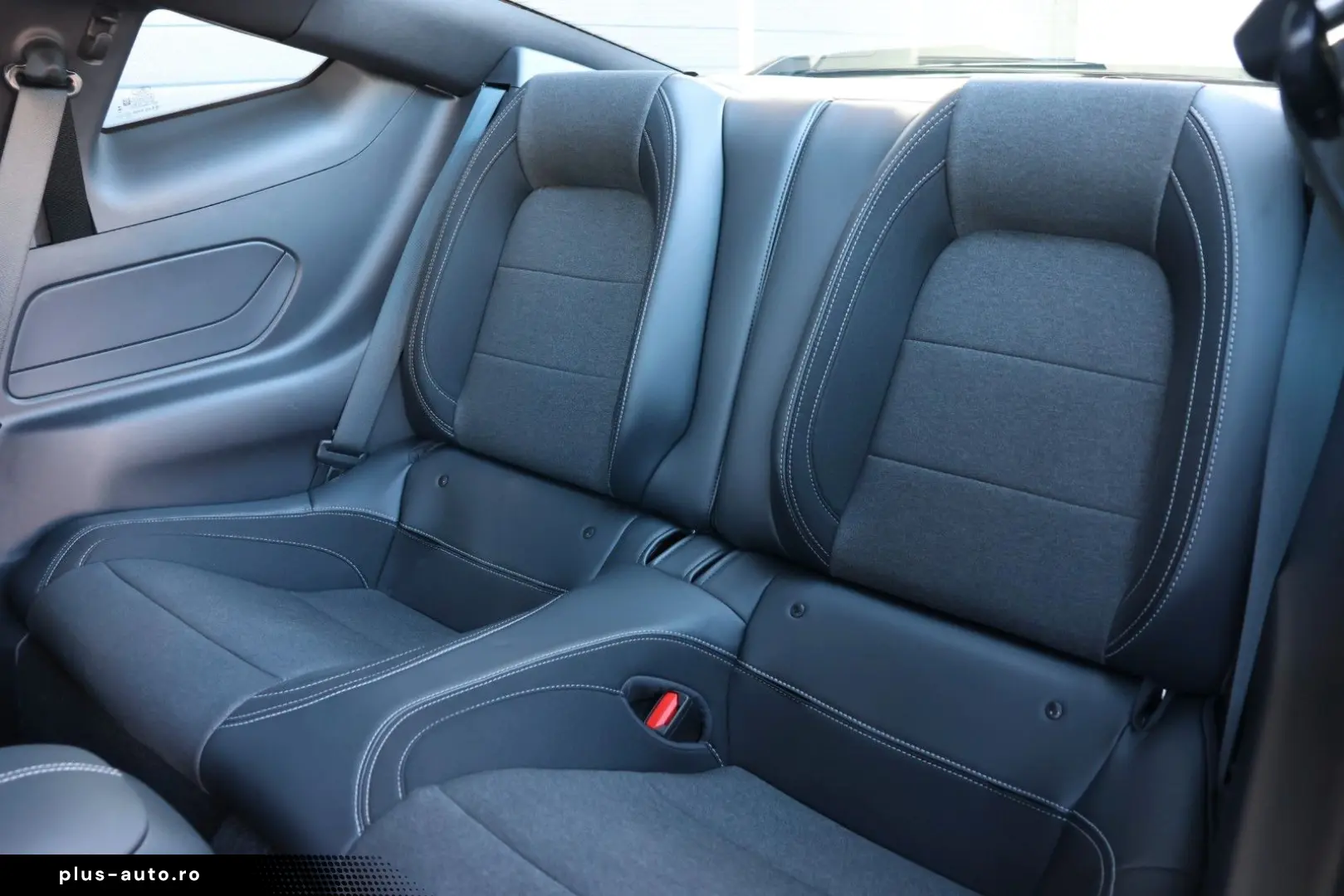 FORD Mustang 2.3 SHZ CarPlay KAMERA TOTW SPUR R19