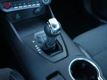 FORD Mustang 2.3 SHZ CarPlay KAMERA TOTW SPUR R19