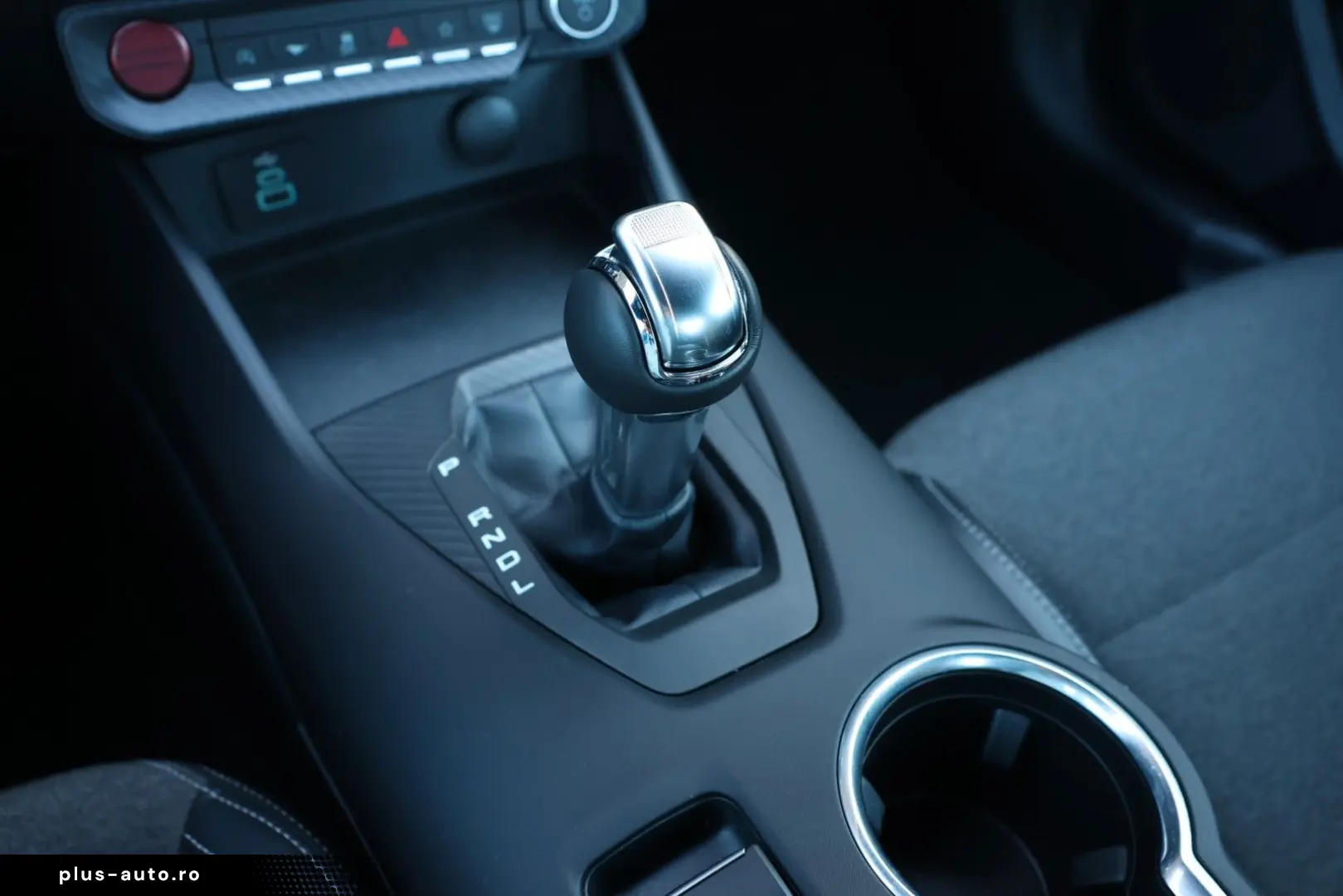 FORD Mustang 2.3 SHZ CarPlay KAMERA TOTW SPUR R19