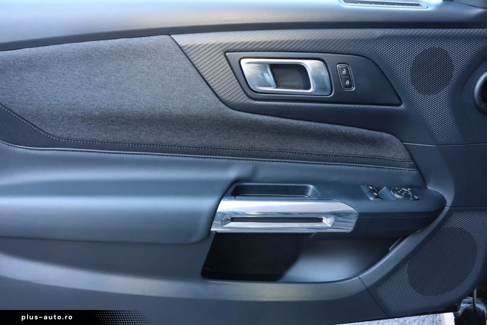 FORD Mustang 2.3 SHZ CarPlay KAMERA TOTW SPUR R19