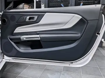 FORD Mustang Dark Horse S650 Look Tüv Neu 1.Hand