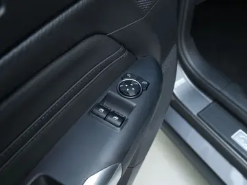 FORD Mustang 2.3 ECOBOOST LED SITZBEL CARPLAY KAMERA