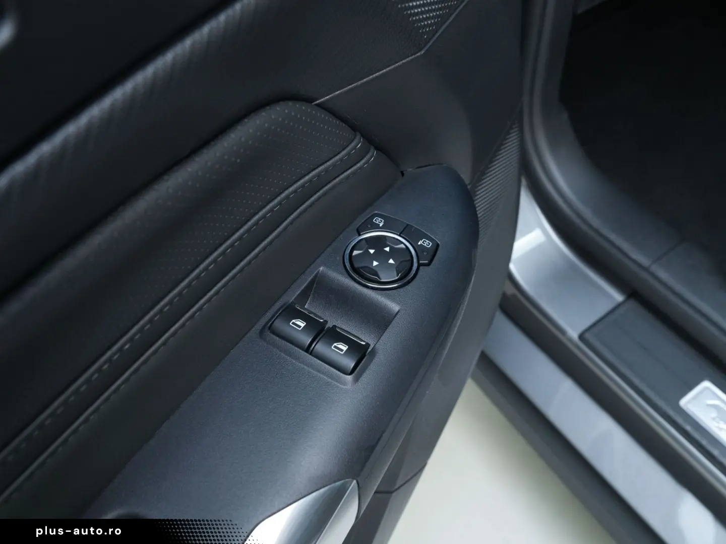 FORD Mustang 2.3 ECOBOOST LED SITZBEL CARPLAY KAMERA