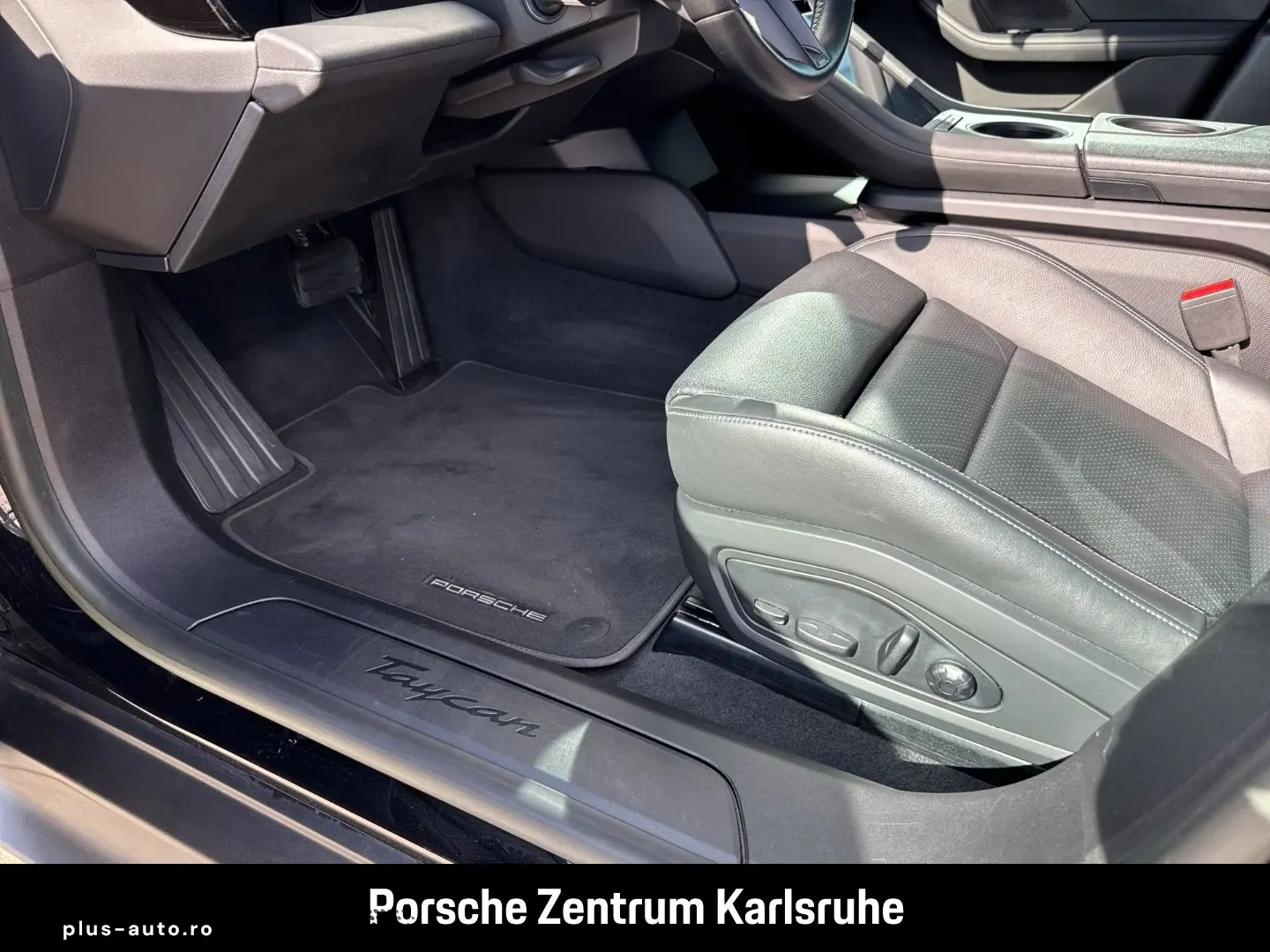 PORSCHE Taycan Head-Up Abstandstempomat 20-Zoll PASM