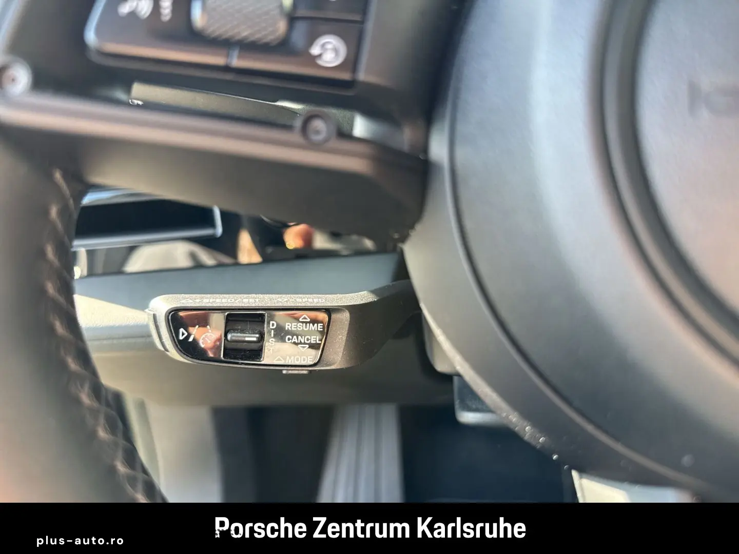 PORSCHE Taycan Head-Up Abstandstempomat 20-Zoll PASM