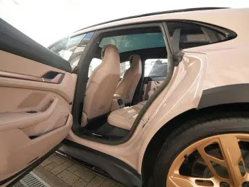 PORSCHE Taycan 4S Cross Turismo COFFEEBEIGE-LEDER BEIGE
