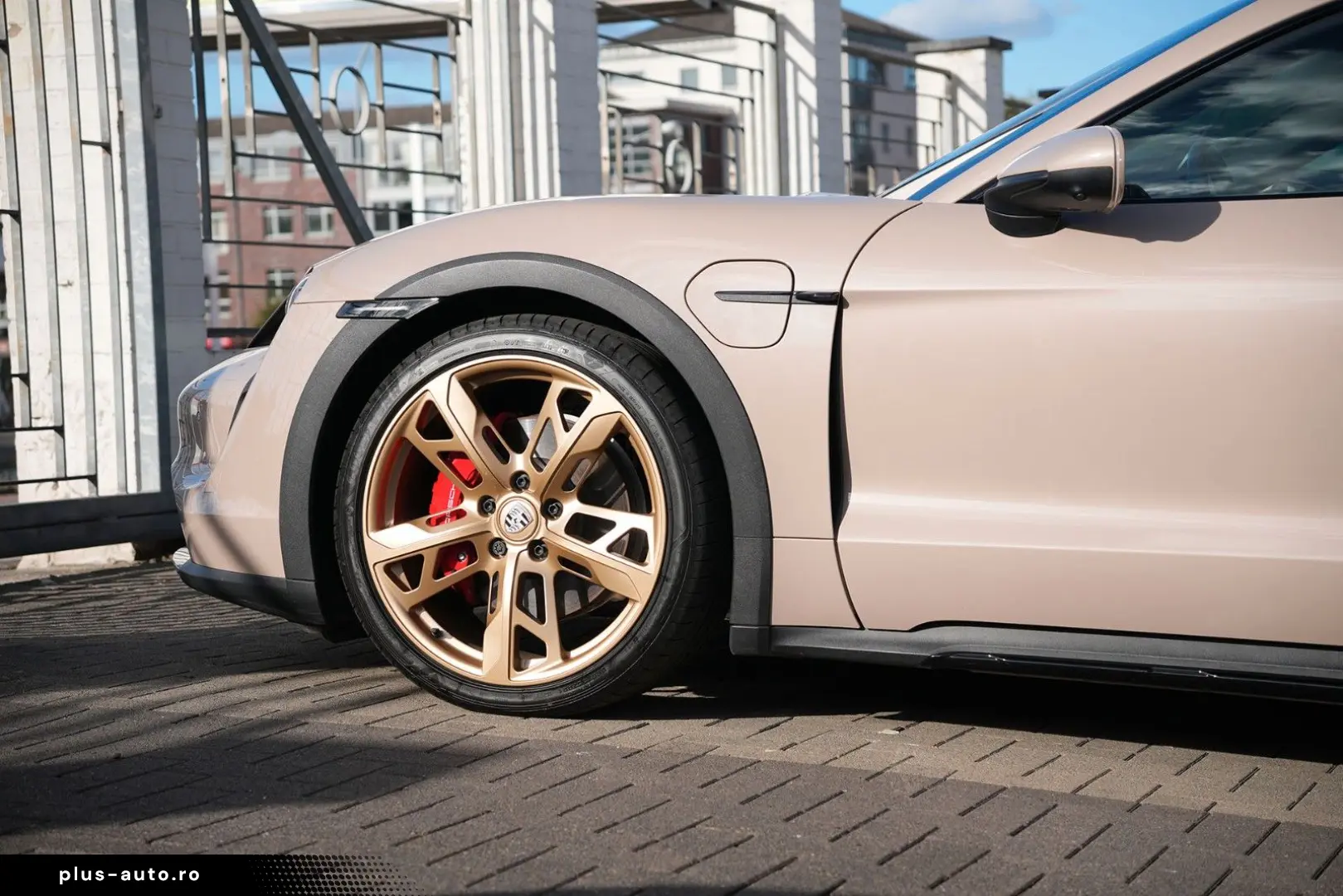 PORSCHE Taycan 4S Cross Turismo COFFEEBEIGE-LEDER BEIGE