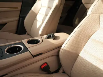 PORSCHE Taycan 4S Cross Turismo COFFEEBEIGE-LEDER BEIGE