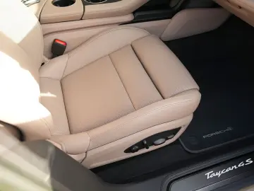 PORSCHE Taycan 4S Cross Turismo COFFEEBEIGE-LEDER BEIGE