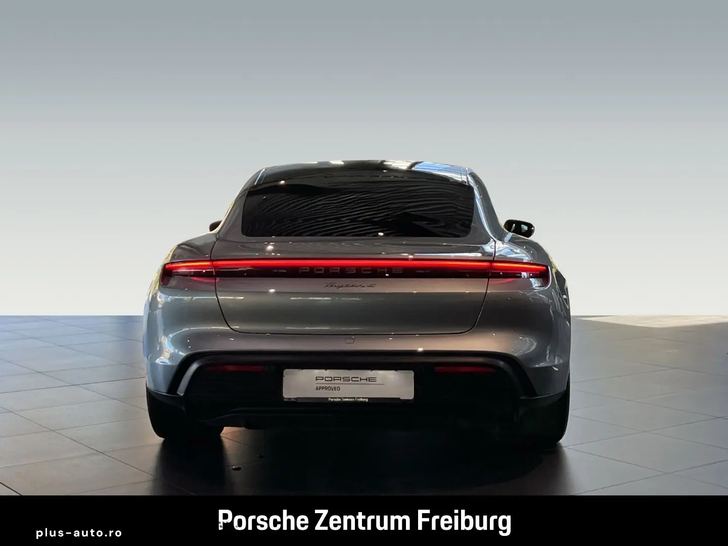 PORSCHE Taycan 4 Surround-View BOSE 21-Zoll Panoramadach