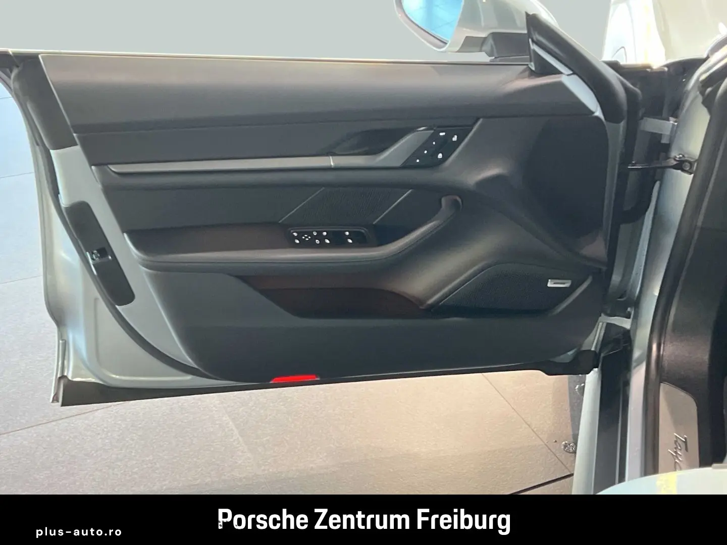 PORSCHE Taycan 4 Surround-View BOSE 21-Zoll Panoramadach