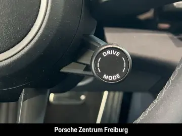 PORSCHE Taycan 4 Surround-View BOSE 21-Zoll Panoramadach