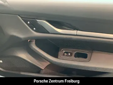 PORSCHE Taycan 4 Surround-View BOSE 21-Zoll Panoramadach