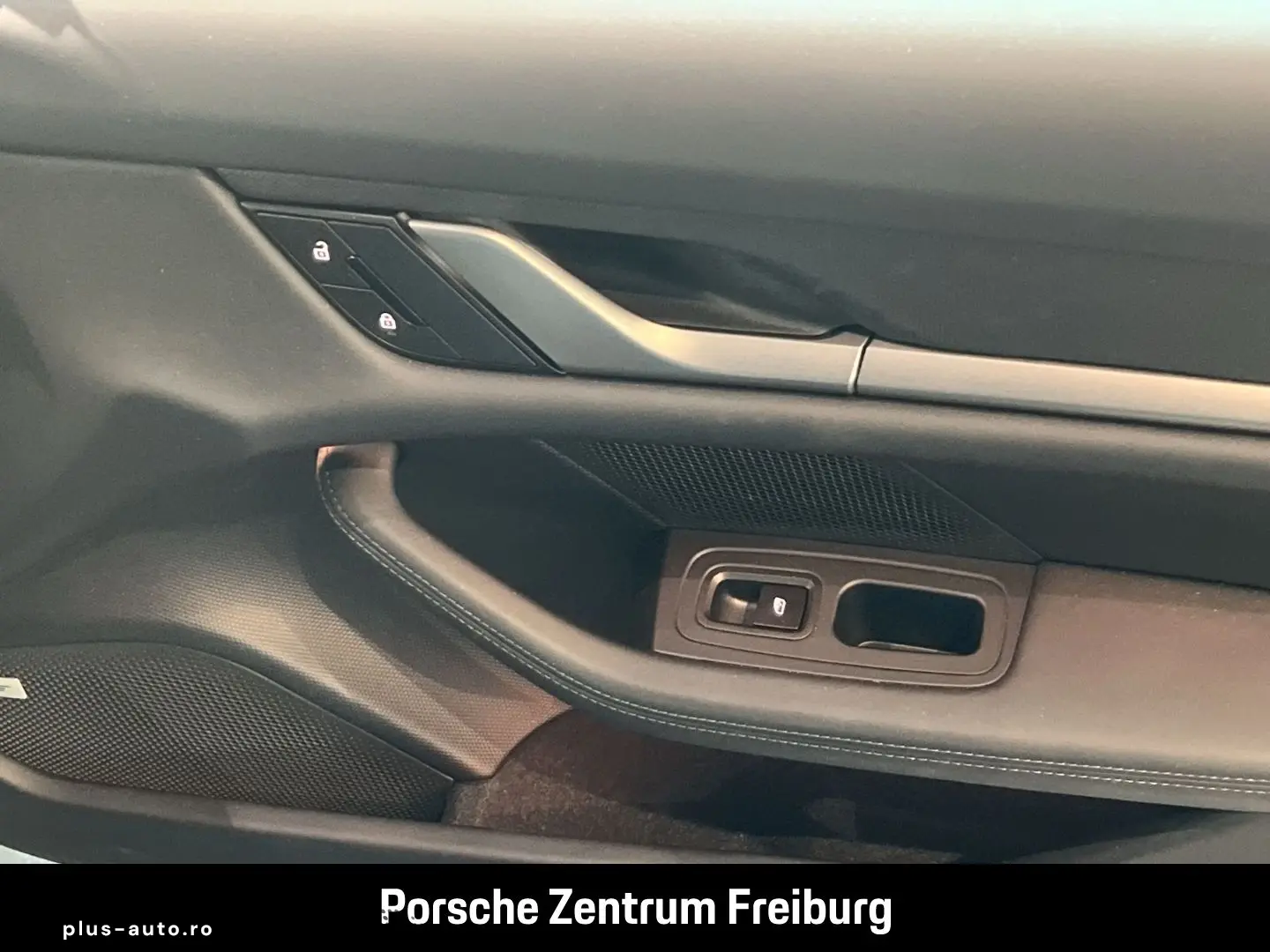 PORSCHE Taycan 4 Surround-View BOSE 21-Zoll Panoramadach