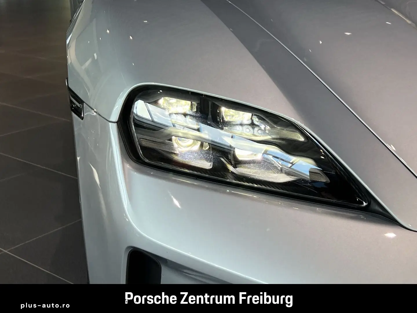 PORSCHE Taycan 4 Surround-View BOSE 21-Zoll Panoramadach