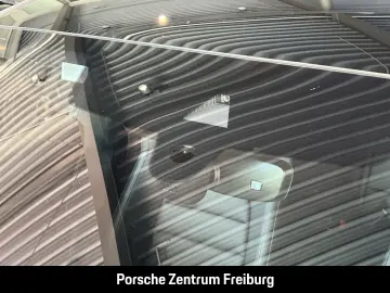 PORSCHE Taycan 4 Surround-View BOSE 21-Zoll Panoramadach